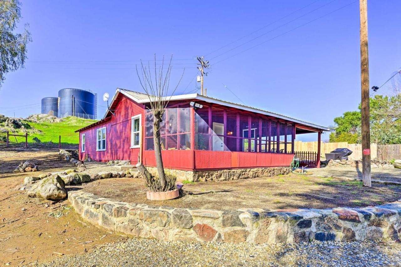 Peaceful Ranch Home With Sierra Nevada Views Woodlake Esterno foto