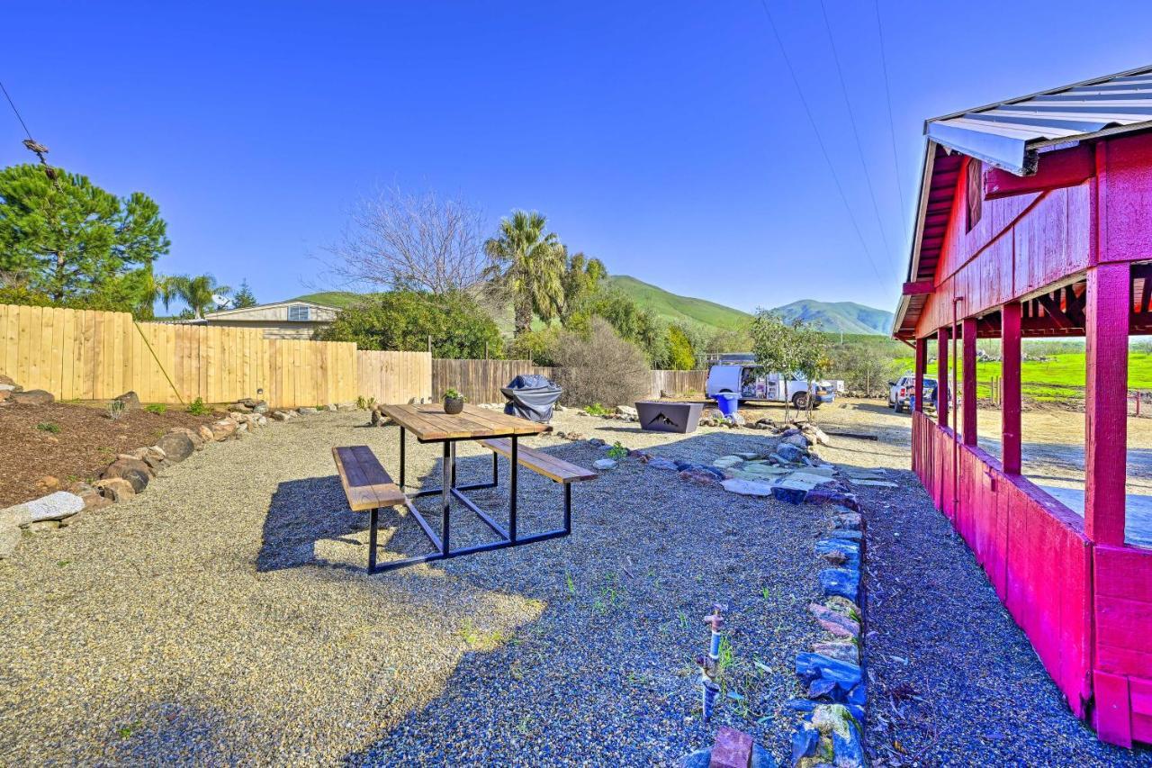 Peaceful Ranch Home With Sierra Nevada Views Woodlake Esterno foto